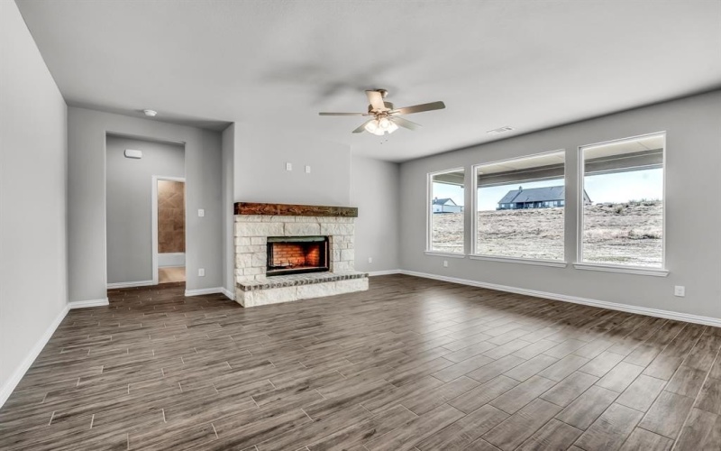 61 Yosemite Trail, Valley View, TX 76272, 3 Bedrooms Bedrooms, ,2 BathroomsBathrooms,Residential,For Sale,61 Yosemite Trail,20744048