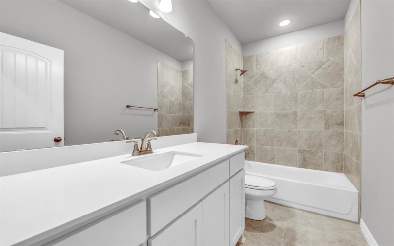61 Yosemite Trail, Valley View, TX 76272, 3 Bedrooms Bedrooms, ,2 BathroomsBathrooms,Residential,For Sale,61 Yosemite Trail,20744048