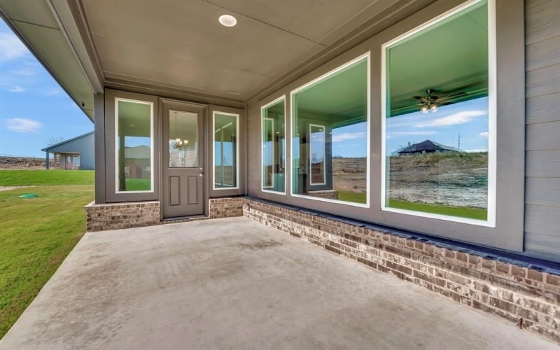 61 Yosemite Trail, Valley View, TX 76272, 3 Bedrooms Bedrooms, ,2 BathroomsBathrooms,Residential,For Sale,61 Yosemite Trail,20744048