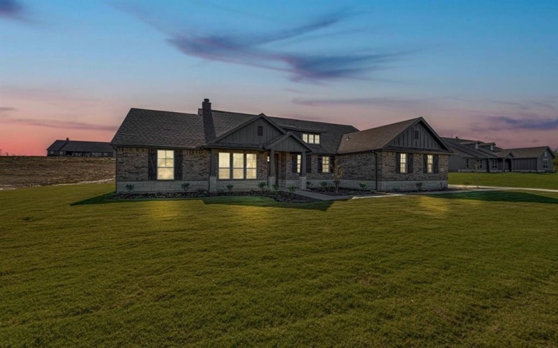 61 Yosemite Trail, Valley View, TX 76272, 3 Bedrooms Bedrooms, ,2 BathroomsBathrooms,Residential,For Sale,61 Yosemite Trail,20744048