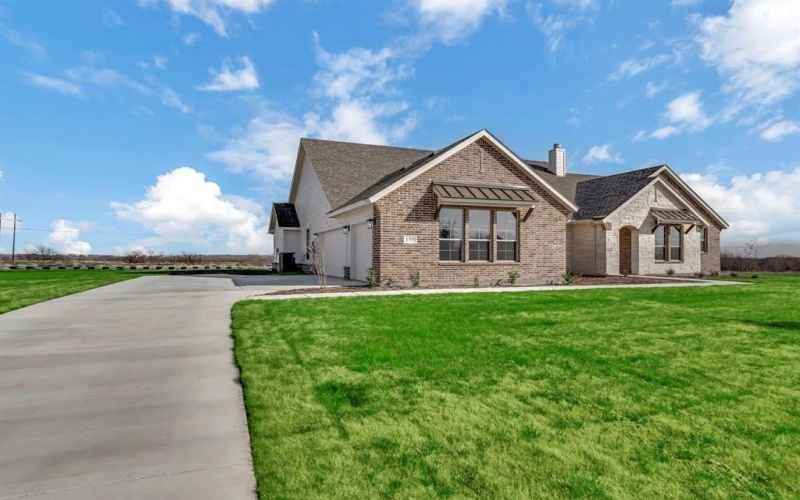 150 Roosevelt Lane, Valley View, TX 76272, 4 Bedrooms Bedrooms, ,3 BathroomsBathrooms,Residential,For Sale,150 Roosevelt Lane,20744407