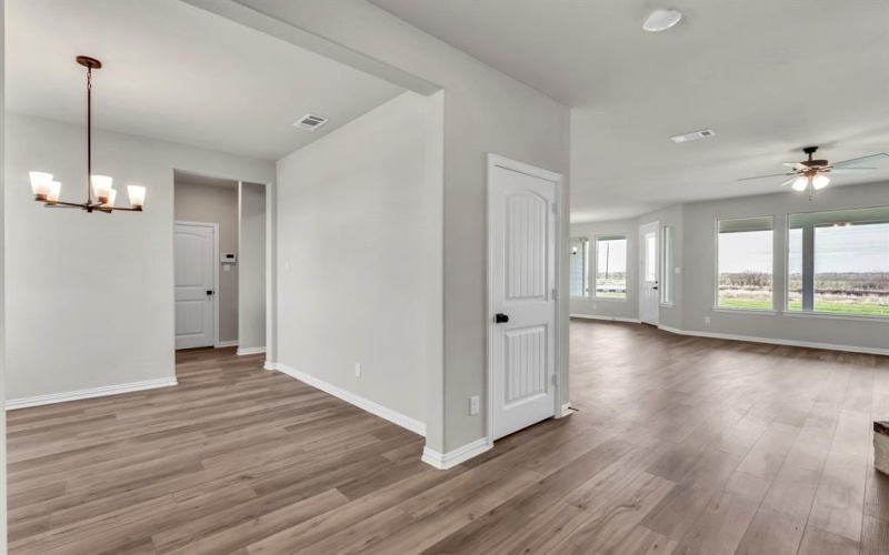 150 Roosevelt Lane, Valley View, TX 76272, 4 Bedrooms Bedrooms, ,3 BathroomsBathrooms,Residential,For Sale,150 Roosevelt Lane,20744407