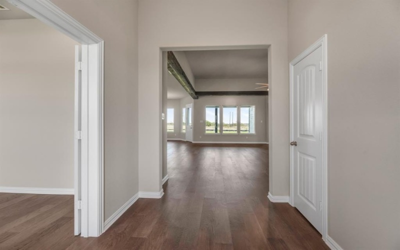 180 Roosevelt Lane, Valley View, TX 76272, 4 Habitaciones Habitaciones , ,2 BañosBaños,Residential,En Venta,180 Roosevelt Lane,20744497