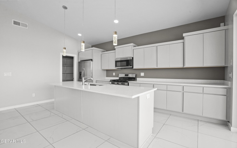 7690 COTTONWOOD Street, Vinton, TX 79821, 4 Habitaciones Habitaciones , ,1 BañoBaños,Residential,En Venta,7690 COTTONWOOD Street,922541