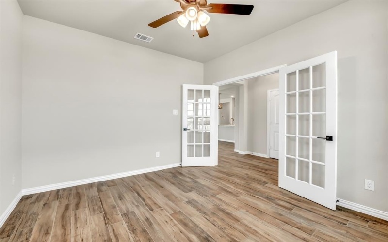 330 Big Bend Trail, Valley View, TX 76272, 3 Bedrooms Bedrooms, ,2 BathroomsBathrooms,Residential,For Sale,330 Big Bend Trail,20744585