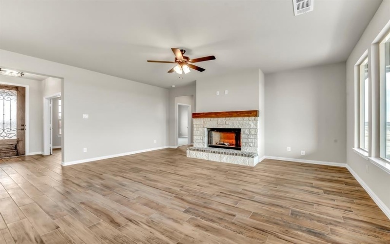 330 Big Bend Trail, Valley View, TX 76272, 3 Bedrooms Bedrooms, ,2 BathroomsBathrooms,Residential,For Sale,330 Big Bend Trail,20744585