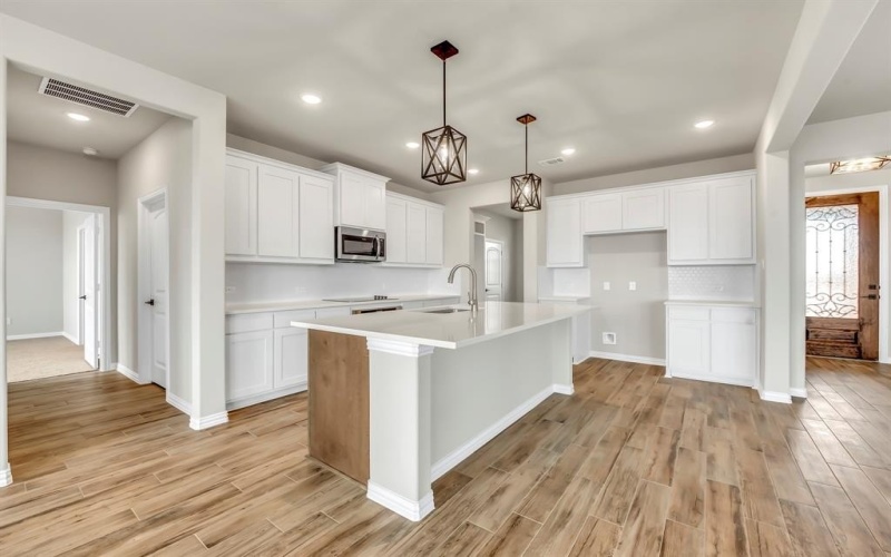 330 Big Bend Trail, Valley View, TX 76272, 3 Bedrooms Bedrooms, ,2 BathroomsBathrooms,Residential,For Sale,330 Big Bend Trail,20744585