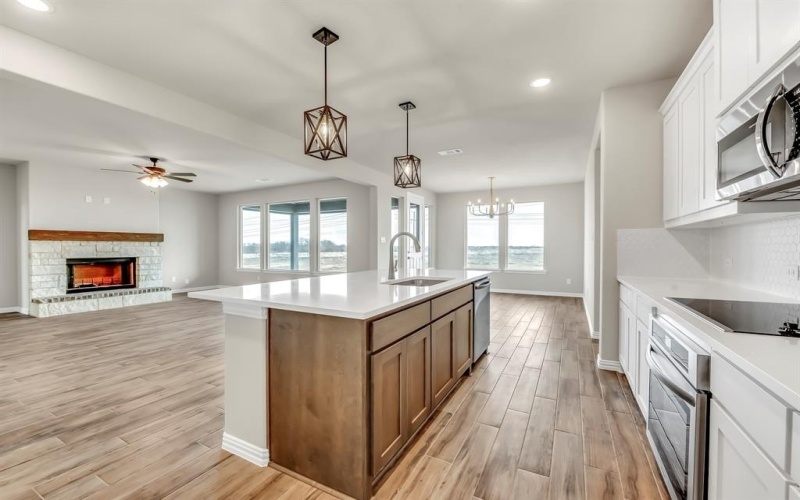 330 Big Bend Trail, Valley View, TX 76272, 3 Bedrooms Bedrooms, ,2 BathroomsBathrooms,Residential,For Sale,330 Big Bend Trail,20744585
