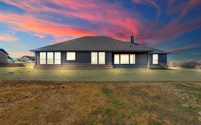 330 Big Bend Trail, Valley View, TX 76272, 3 Bedrooms Bedrooms, ,2 BathroomsBathrooms,Residential,For Sale,330 Big Bend Trail,20744585