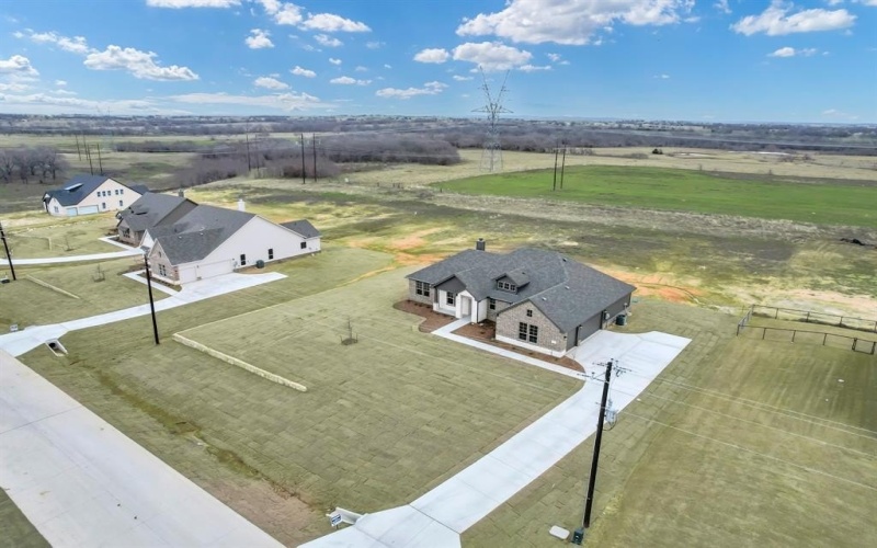 330 Big Bend Trail, Valley View, TX 76272, 3 Bedrooms Bedrooms, ,2 BathroomsBathrooms,Residential,For Sale,330 Big Bend Trail,20744585