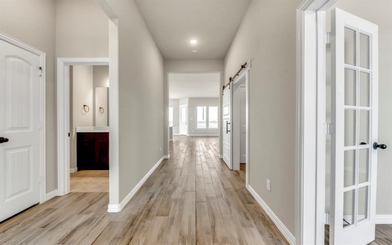 360 Big Bend Trail, Valley View, TX 76272, 4 Bedrooms Bedrooms, ,3 BathroomsBathrooms,Residential,For Sale,360 Big Bend Trail,20744607