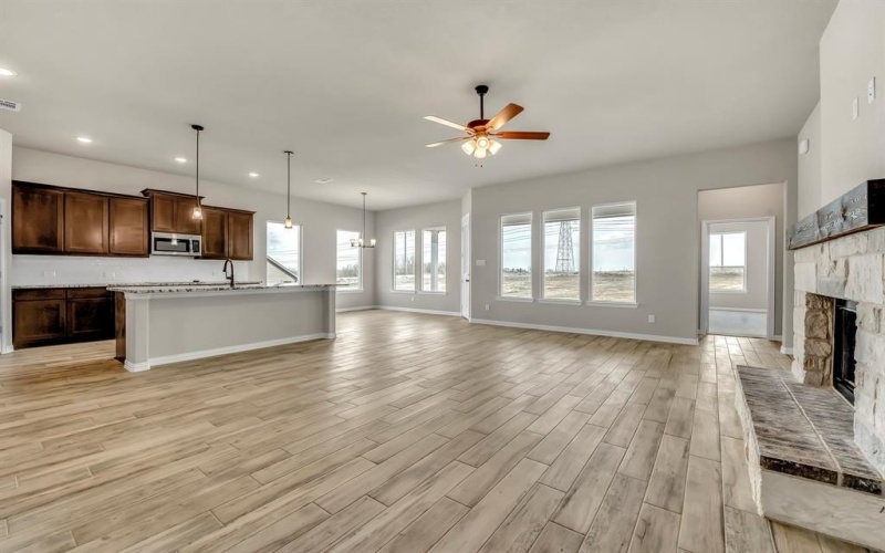 360 Big Bend Trail, Valley View, TX 76272, 4 Bedrooms Bedrooms, ,3 BathroomsBathrooms,Residential,For Sale,360 Big Bend Trail,20744607