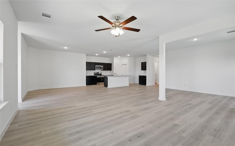 212 Mercy Street, Godley, TX 76044, 3 Habitaciones Habitaciones , ,2 BañosBaños,Residential,En Venta,212 Mercy Street,20754889