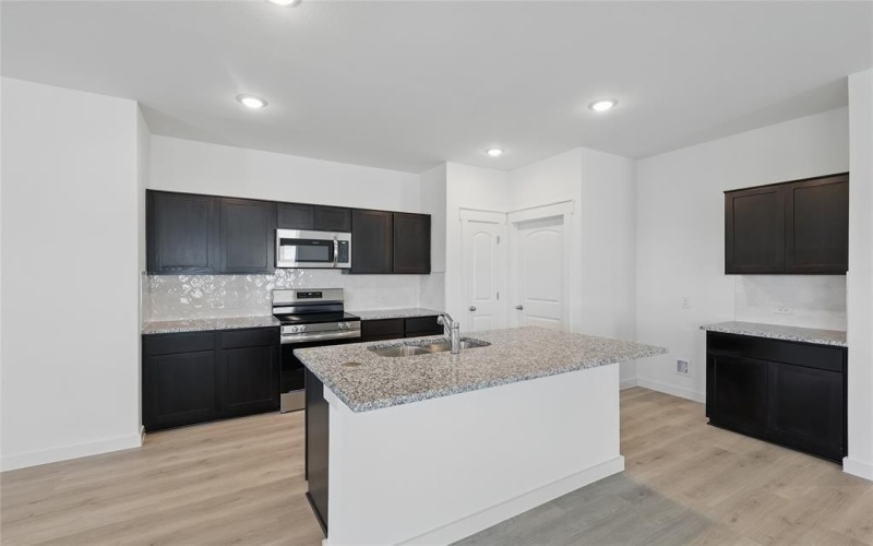 212 Mercy Street, Godley, TX 76044, 3 Habitaciones Habitaciones , ,2 BañosBaños,Residential,En Venta,212 Mercy Street,20754889