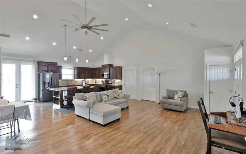1098 E State Highway 36, Abilene, TX 79602, 18 Bedrooms Bedrooms, ,6 BathroomsBathrooms,Residential,For Sale,1098 E State Highway 36,20831222