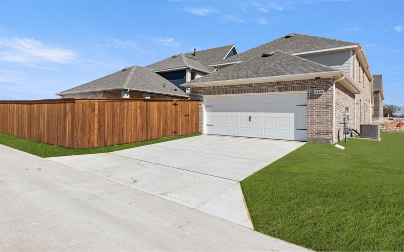 1425 Waterford Drive, Celina, TX 75009, 4 Bedrooms Bedrooms, ,3 BathroomsBathrooms,Residential,For Sale,1425 Waterford Drive,20822486