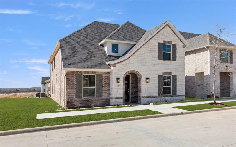 1425 Waterford Drive, Celina, TX 75009, 4 Bedrooms Bedrooms, ,3 BathroomsBathrooms,Residential,For Sale,1425 Waterford Drive,20822486