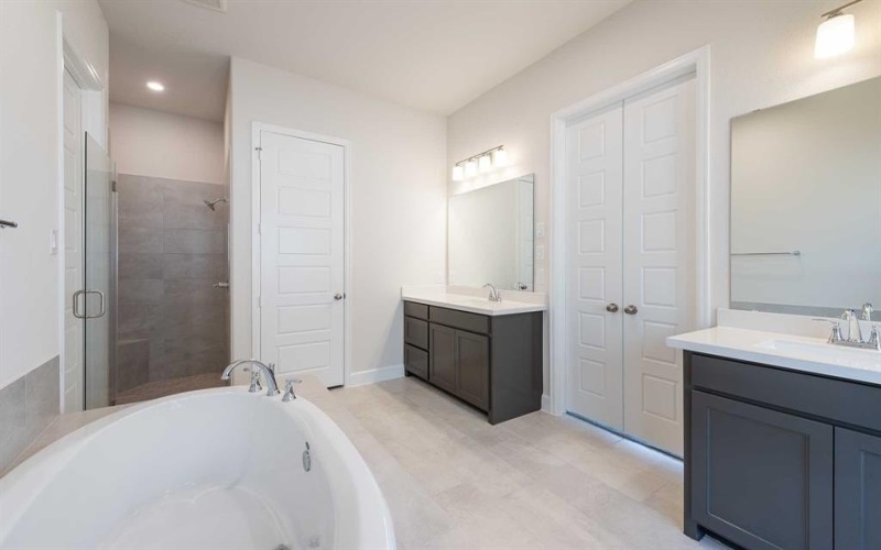 230 Buffalo Boulevard, Rhome, TX 76078, 4 Bedrooms Bedrooms, ,3 BathroomsBathrooms,Residential,For Sale,230 Buffalo Boulevard,20822676