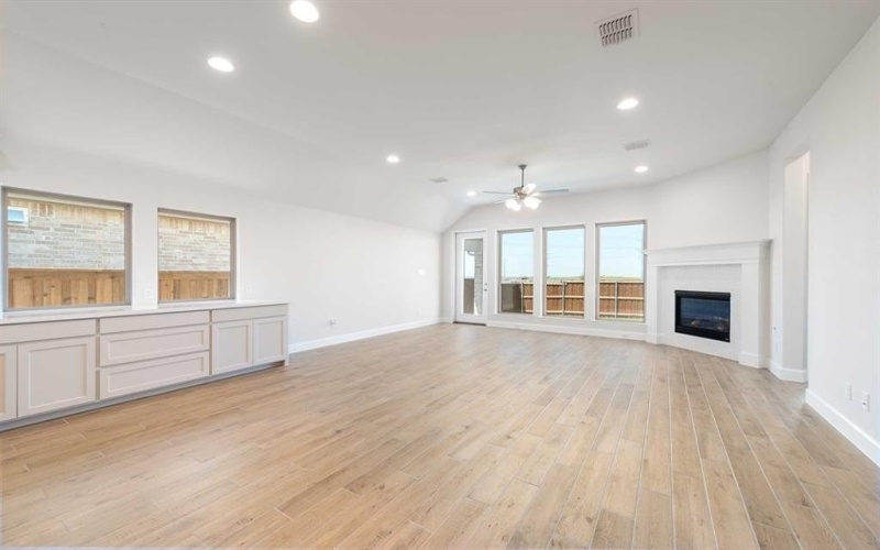 230 Buffalo Boulevard, Rhome, TX 76078, 4 Bedrooms Bedrooms, ,3 BathroomsBathrooms,Residential,For Sale,230 Buffalo Boulevard,20822676