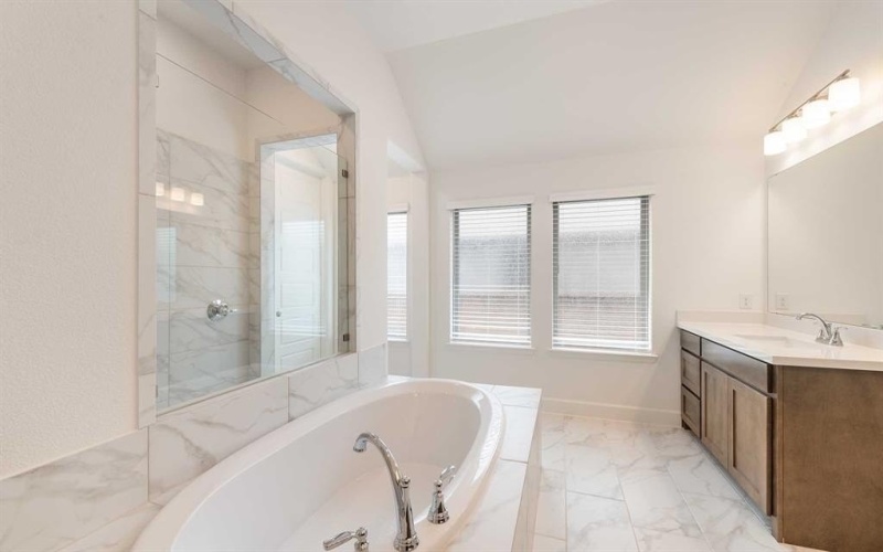 166 Pecan Lane, Rhome, TX 76078, 4 Bedrooms Bedrooms, ,3 BathroomsBathrooms,Residential,For Sale,166 Pecan Lane,20819833