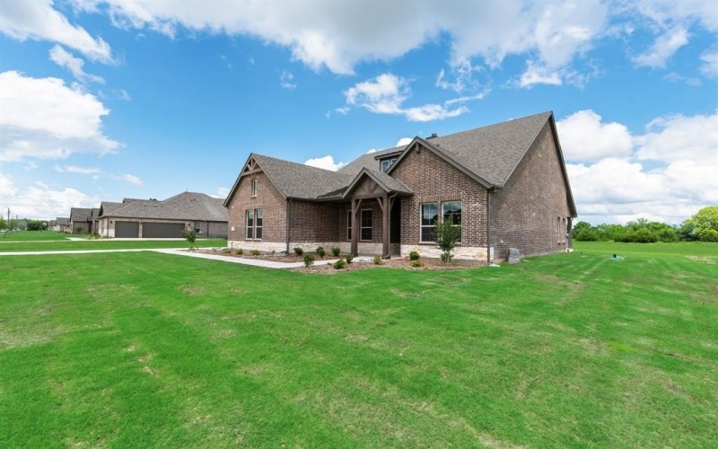 450 Brown Road, Leonard, TX 75452, 5 Bedrooms Bedrooms, ,5 BathroomsBathrooms,Residential,For Sale,450 Brown Road,20839316