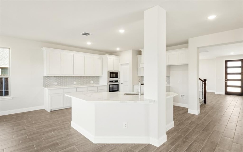 184 Creekside Drive, Sanger, TX 76266, 5 Bedrooms Bedrooms, ,3 BathroomsBathrooms,Residential,For Sale,184 Creekside Drive,20820270