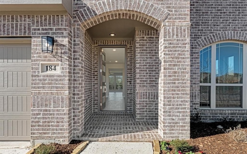 184 Creekside Drive, Sanger, TX 76266, 5 Bedrooms Bedrooms, ,3 BathroomsBathrooms,Residential,For Sale,184 Creekside Drive,20820270