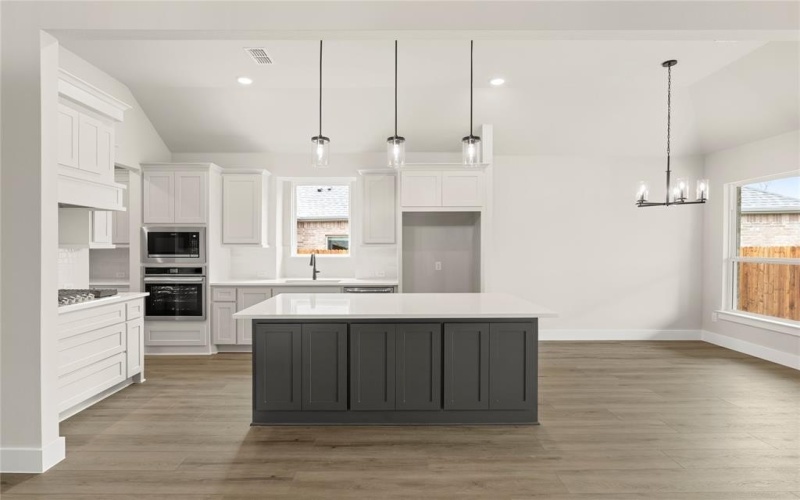 13728 Riola Drive, Little Elm, TX 75068, 4 Bedrooms Bedrooms, ,5 BathroomsBathrooms,Residential,For Sale,13728 Riola Drive,20820921