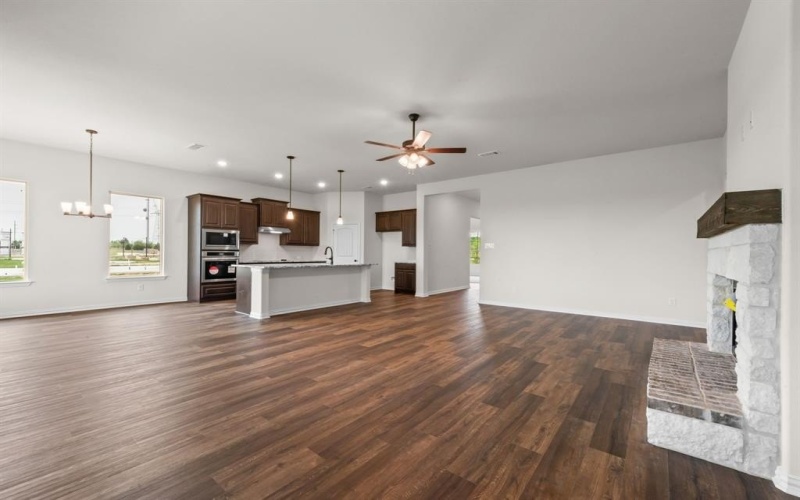 120 Roosevelt Lane, Valley View, TX 76272, 4 Bedrooms Bedrooms, ,3 BathroomsBathrooms,Residential,For Sale,120 Roosevelt Lane,20820930