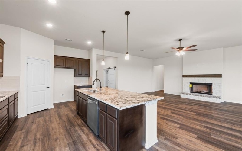 120 Roosevelt Lane, Valley View, TX 76272, 4 Bedrooms Bedrooms, ,3 BathroomsBathrooms,Residential,For Sale,120 Roosevelt Lane,20820930