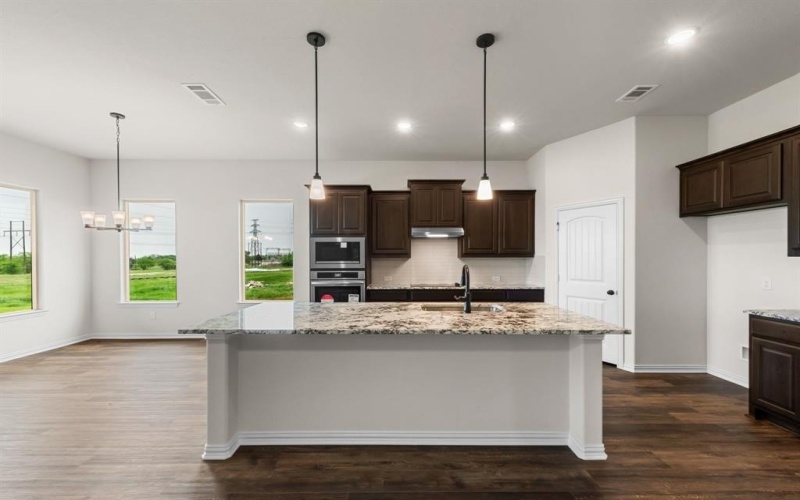 120 Roosevelt Lane, Valley View, TX 76272, 4 Bedrooms Bedrooms, ,3 BathroomsBathrooms,Residential,For Sale,120 Roosevelt Lane,20820930