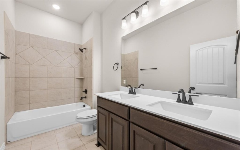120 Roosevelt Lane, Valley View, TX 76272, 4 Bedrooms Bedrooms, ,3 BathroomsBathrooms,Residential,For Sale,120 Roosevelt Lane,20820930