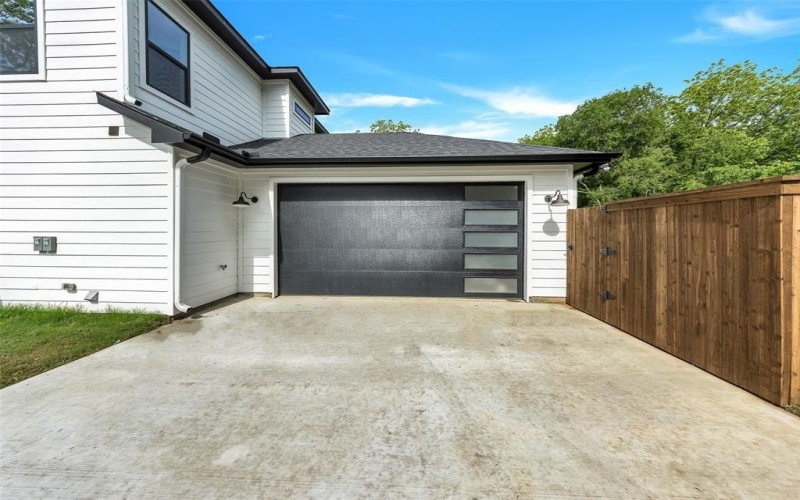 2901 W Washington Street, Denison, TX 75020, 4 Bedrooms Bedrooms, ,3 BathroomsBathrooms,Residential,For Sale,2901 W Washington Street,20814057