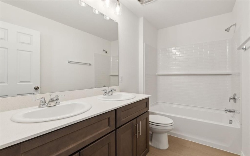 2501 Castlebar Drive, Lowry Crossing, TX 75407, 4 Bedrooms Bedrooms, ,3 BathroomsBathrooms,Residential,For Sale,2501 Castlebar Drive,20791139