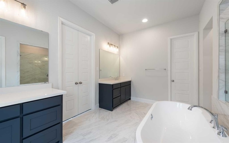 168 Sandie Drive, Rhome, TX 76078, 4 Bedrooms Bedrooms, ,3 BathroomsBathrooms,Residential,For Sale,168 Sandie Drive,20871318