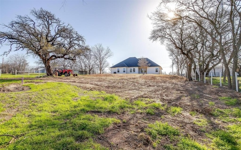 224 Ash Creek Drive W, Azle, TX 76020, 4 Bedrooms Bedrooms, ,2 BathroomsBathrooms,Residential,For Sale,224 Ash Creek Drive W,20874349