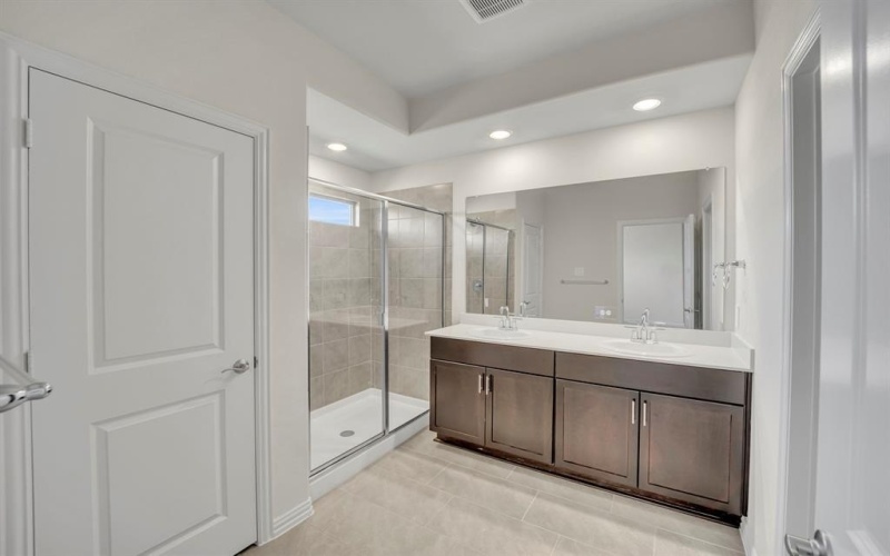 280 Sugarlands Drive, Greenville, TX 75402, 3 Habitaciones Habitaciones , ,2 BañosBaños,Residential,En Venta,280 Sugarlands Drive,20862729