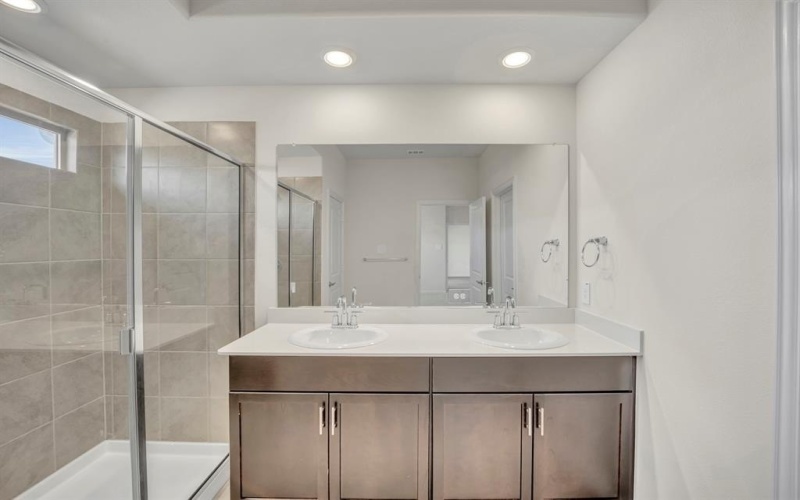 280 Sugarlands Drive, Greenville, TX 75402, 3 Habitaciones Habitaciones , ,2 BañosBaños,Residential,En Venta,280 Sugarlands Drive,20862729