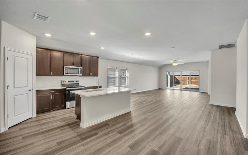 280 Sugarlands Drive, Greenville, TX 75402, 3 Habitaciones Habitaciones , ,2 BañosBaños,Residential,En Venta,280 Sugarlands Drive,20862729