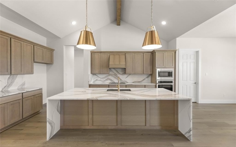 1097 Woodland Road, Weatherford, TX 76088, 5 Habitaciones Habitaciones , ,3 BañosBaños,Residential,En Venta,1097 Woodland Road,0,20855207