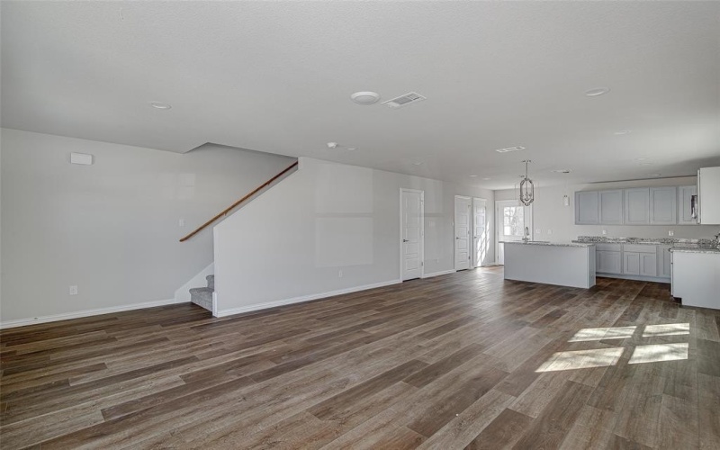 1405 South Freeway, Fort Worth, TX 76104, 3 Bedrooms Bedrooms, ,2 BathroomsBathrooms,Residential,For Sale,1405 South Freeway,20872178