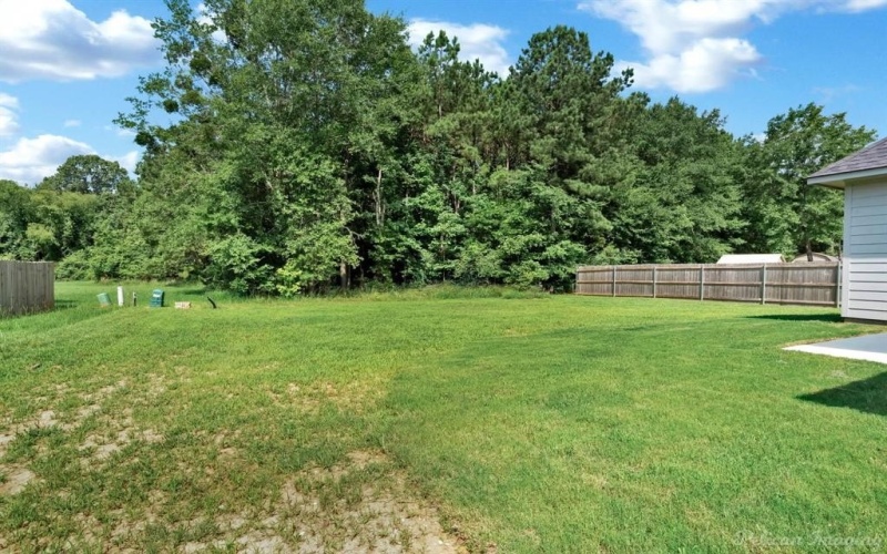 8142 MYRTLEWOOD Drive, Greenwood, LA 71033, 4 Bedrooms Bedrooms, ,2 BathroomsBathrooms,Residential,For Sale,8142 MYRTLEWOOD Drive,20858060