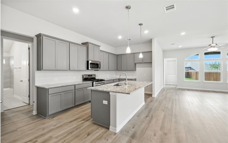 506 Red Barn Drive, Van Alstyne, TX 75459, 4 Habitaciones Habitaciones , ,3 BañosBaños,Residential,En Venta,506 Red Barn Drive,20856106