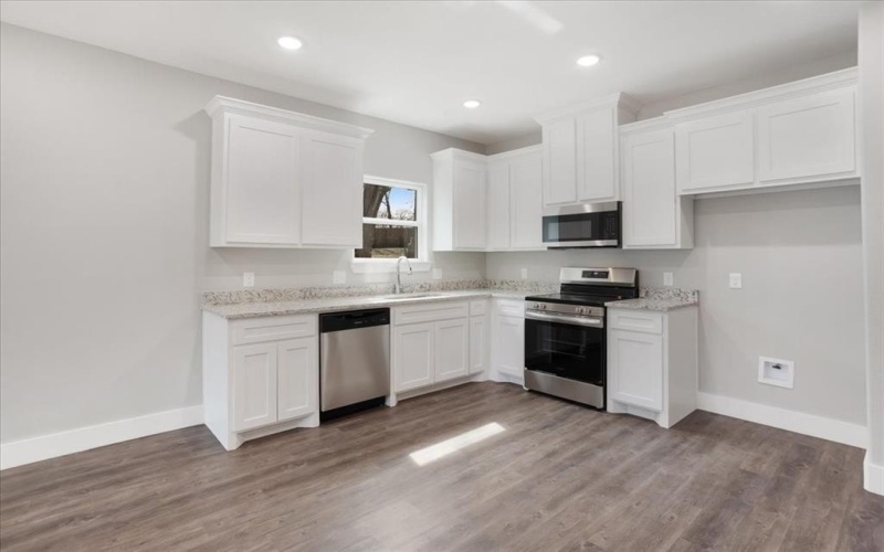 521 Gates Street #A&B, Bonham, TX 75418, 6 Habitaciones Habitaciones , ,5 BañosBaños,Residential Multi Family,En Venta,521 Gates Street,20861189