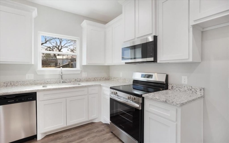 521 Gates Street #A&B, Bonham, TX 75418, 6 Habitaciones Habitaciones , ,5 BañosBaños,Residential Multi Family,En Venta,521 Gates Street,20861189