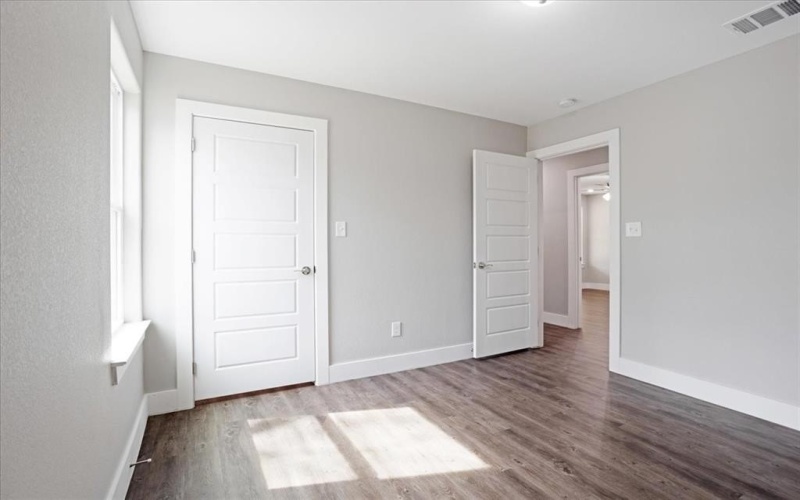 521 Gates Street #A&B, Bonham, TX 75418, 6 Habitaciones Habitaciones , ,5 BañosBaños,Residential Multi Family,En Venta,521 Gates Street,20861189