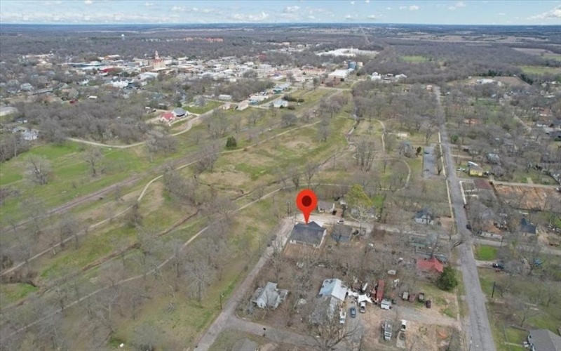 521 Gates Street #A&B, Bonham, TX 75418, 6 Habitaciones Habitaciones , ,5 BañosBaños,Residential Multi Family,En Venta,521 Gates Street,20861189