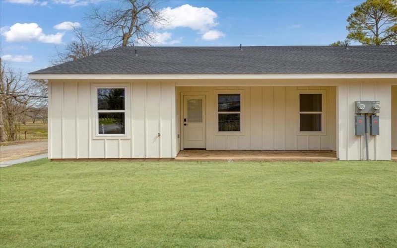 521 Gates Street #A&B, Bonham, TX 75418, 6 Habitaciones Habitaciones , ,5 BañosBaños,Residential Multi Family,En Venta,521 Gates Street,20861189