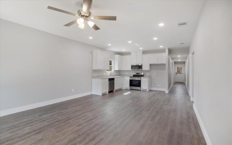521 Gates Street #B, Bonham, TX 75418, 3 Habitaciones Habitaciones , ,2 BañosBaños,Residential,En Venta,521 Gates Street,20861211
