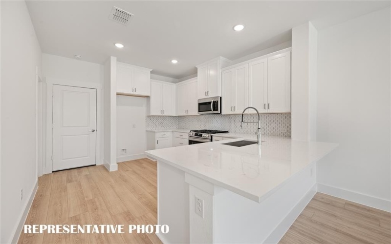 2556 Campden Mews, Allen, TX 75013, 3 Bedrooms Bedrooms, ,2 BathroomsBathrooms,Residential,For Sale,2556 Campden Mews,20879422